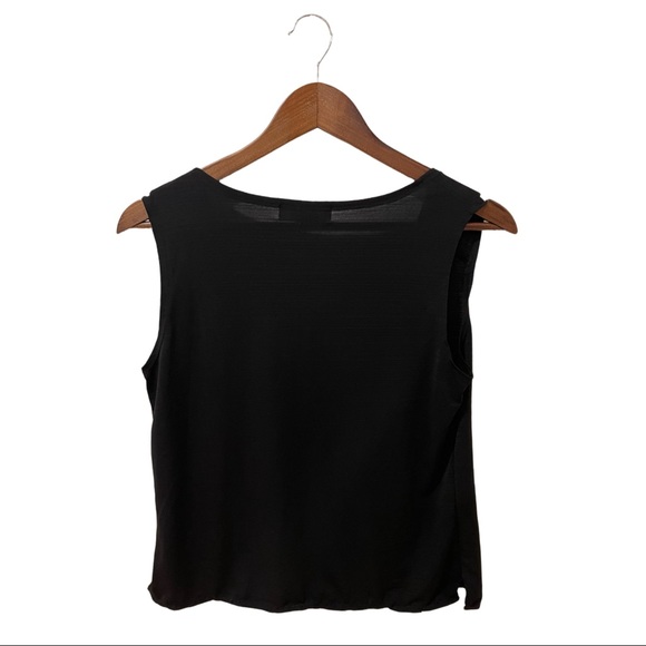 Sleeveless top - Picture 2 of 3